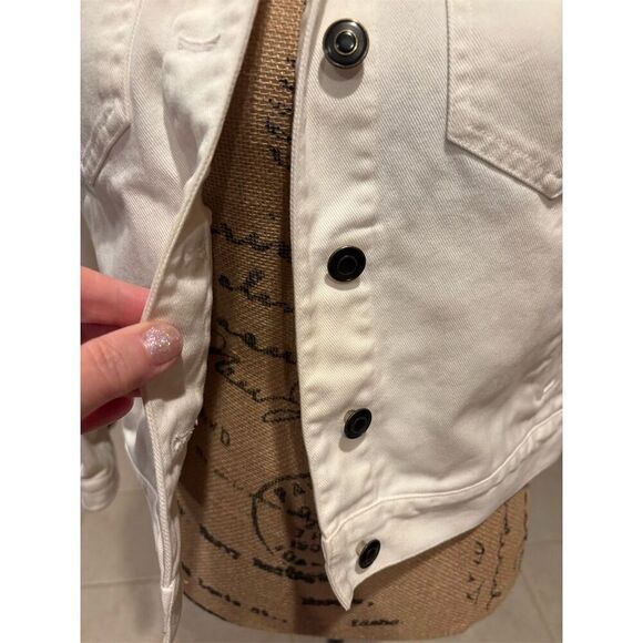Talbots Women's Petite Ivory Denim Jacket Size S Casual Spring - Picture 4 of 11